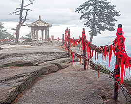 黃山雙遺產、最美宏村、徽韻秀。贈船遊新安江
